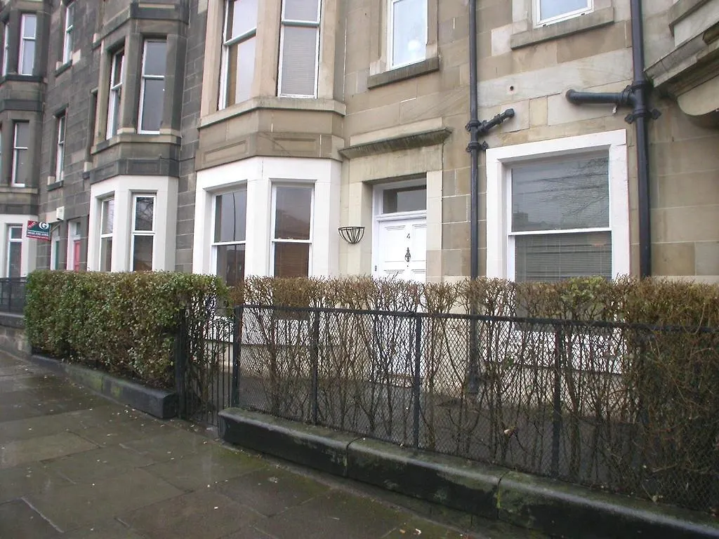 דירות Dalziel Place London Road, אדינבורו